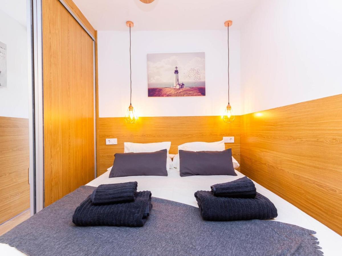 Lighthouse Friendly Holiday Home Πλάγια ντελ Ινγκλές Εξωτερικό φωτογραφία